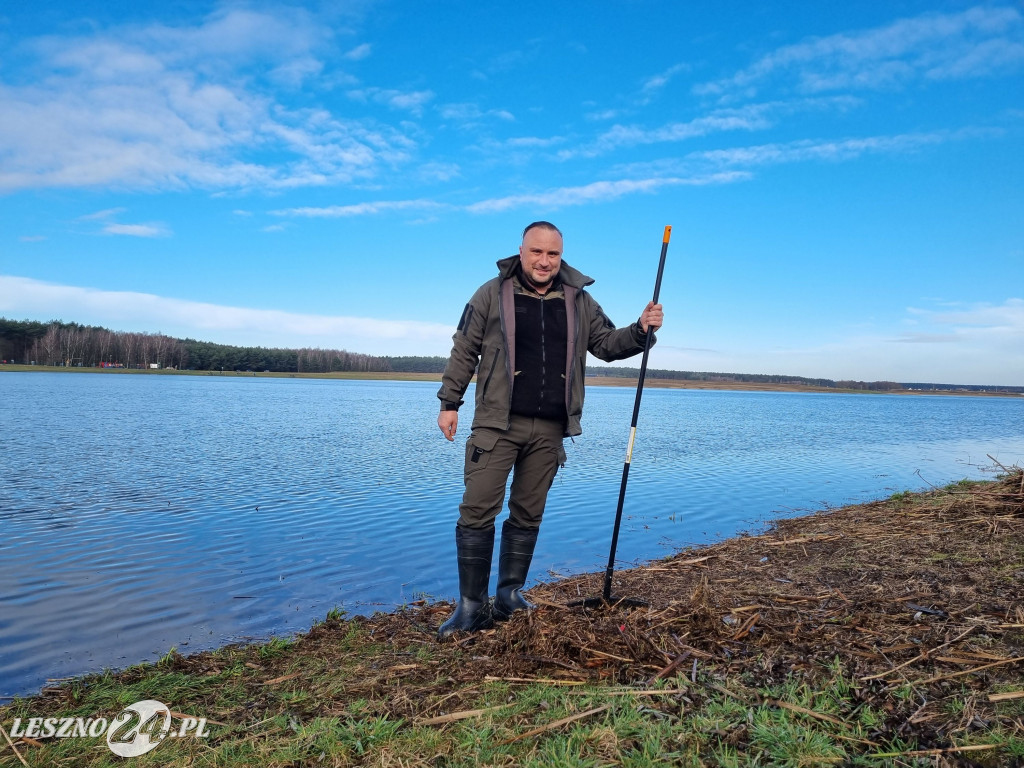 Szykują zbiornik na sezon