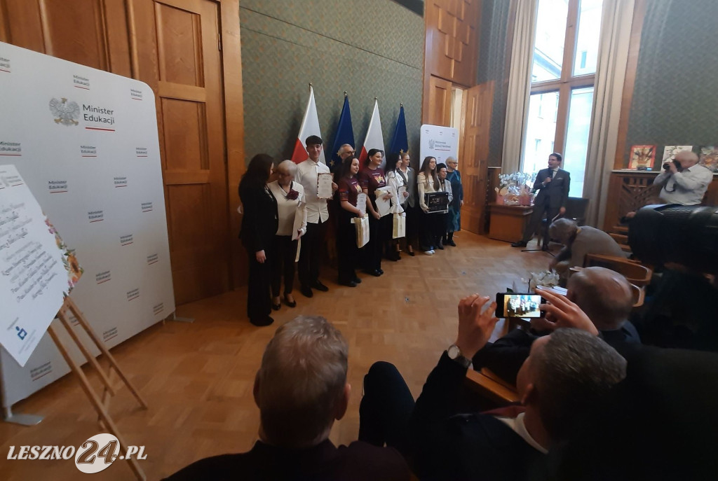 Nagrody dla sekcji plastycznej z Rydzyny