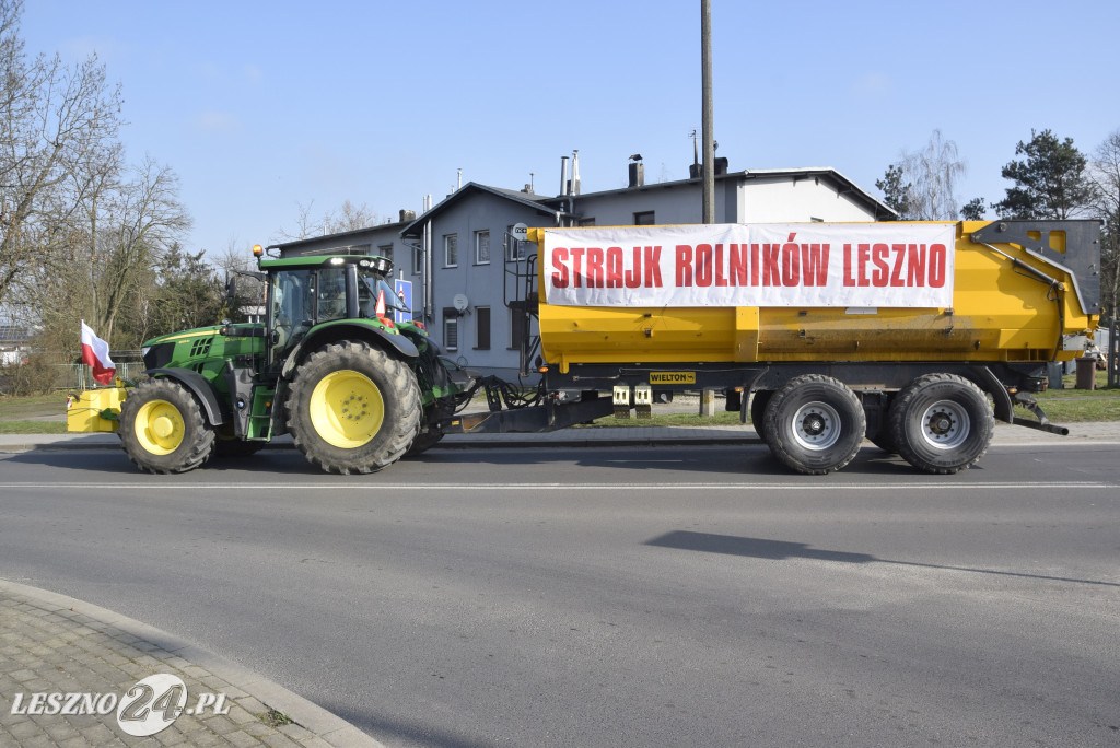 Przejazd rolników z Rydzyny do Kaczkowa