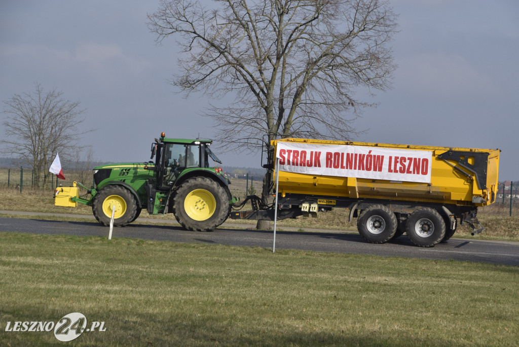Przejazd rolników z Rydzyny do Kaczkowa