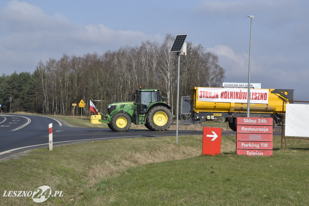 Przejazd rolników z Rydzyny do Kaczkowa