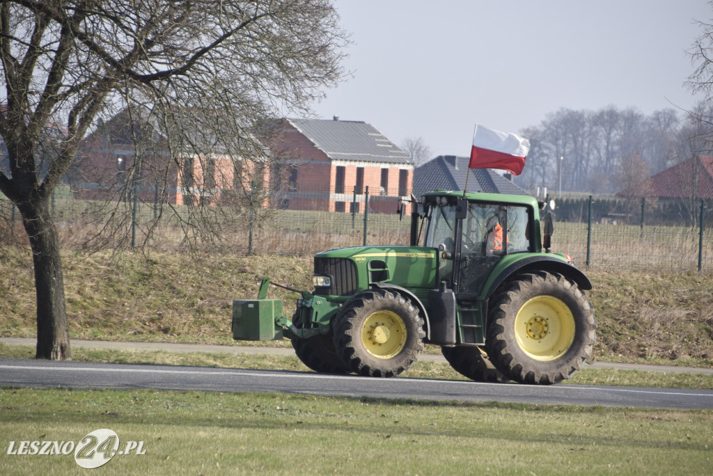 Przejazd rolników z Rydzyny do Kaczkowa