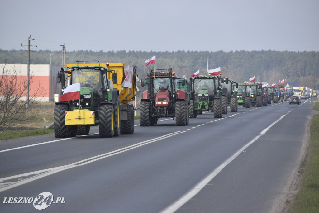 Przejazd rolników z Rydzyny do Kaczkowa