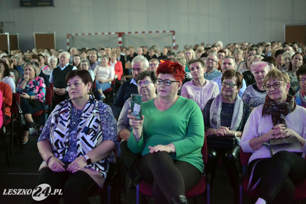 Eleni zaśpiewała dla pań z gminy Krzemieniewo