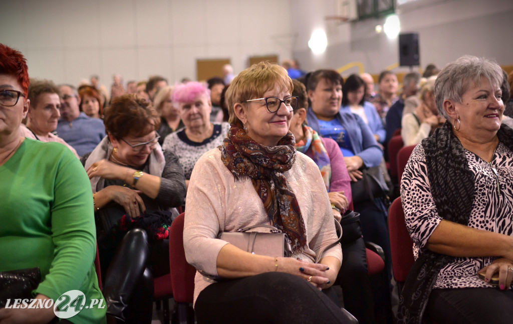 Eleni zaśpiewała dla pań z gminy Krzemieniewo