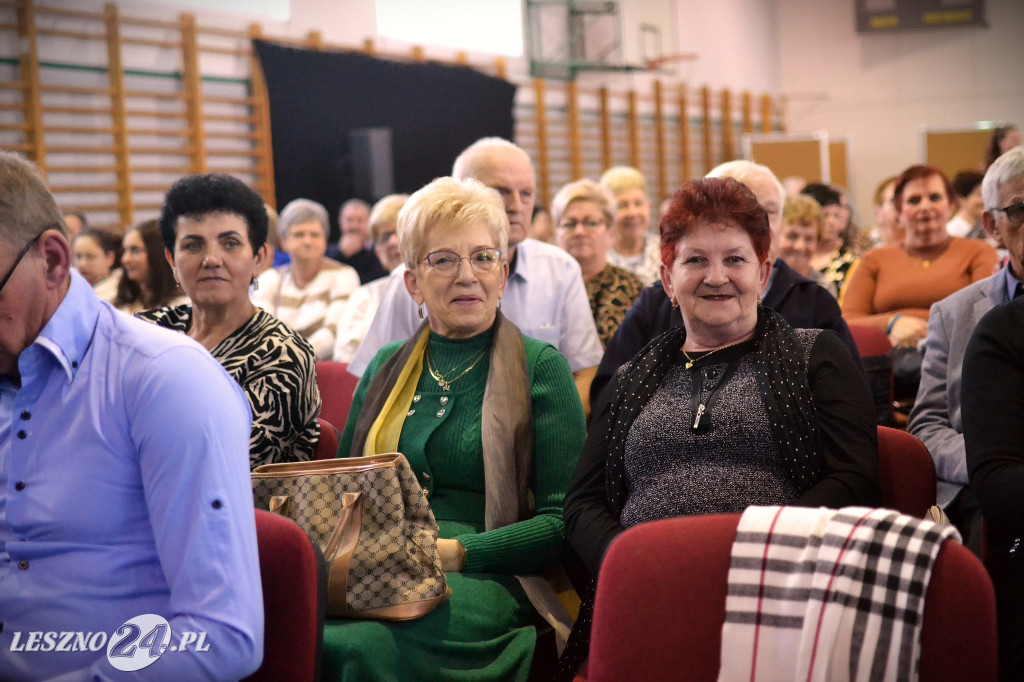 Eleni zaśpiewała dla pań z gminy Krzemieniewo