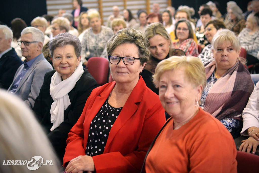 Eleni zaśpiewała dla pań z gminy Krzemieniewo