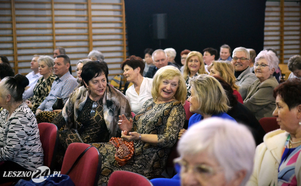 Eleni zaśpiewała dla pań z gminy Krzemieniewo