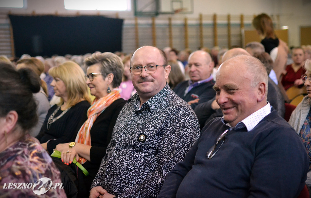Eleni zaśpiewała dla pań z gminy Krzemieniewo