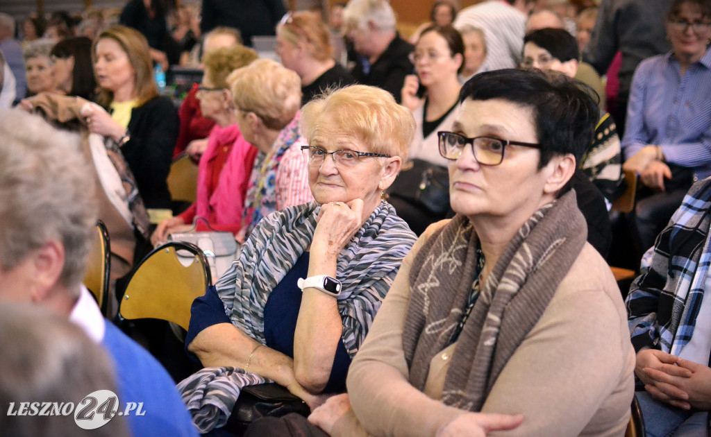 Eleni zaśpiewała dla pań z gminy Krzemieniewo