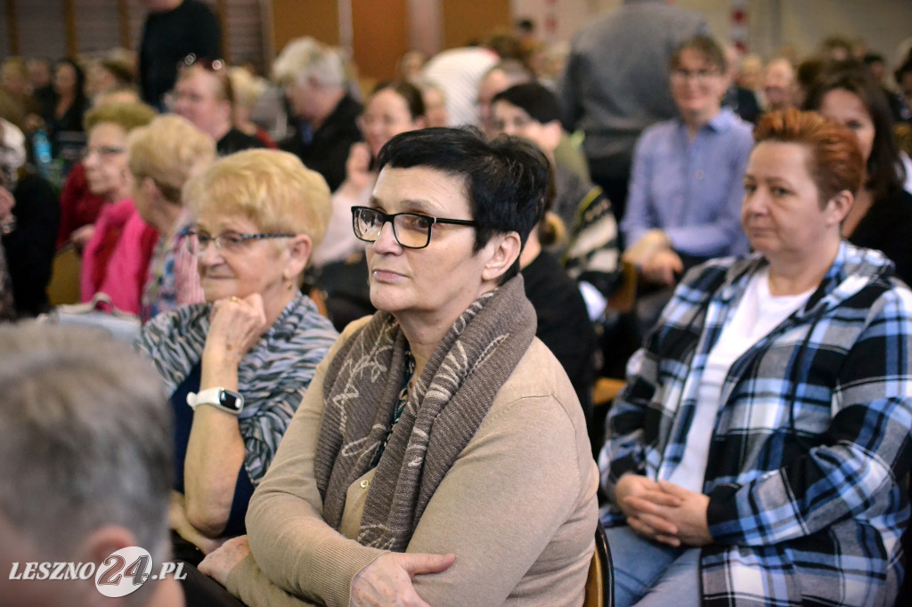 Eleni zaśpiewała dla pań z gminy Krzemieniewo