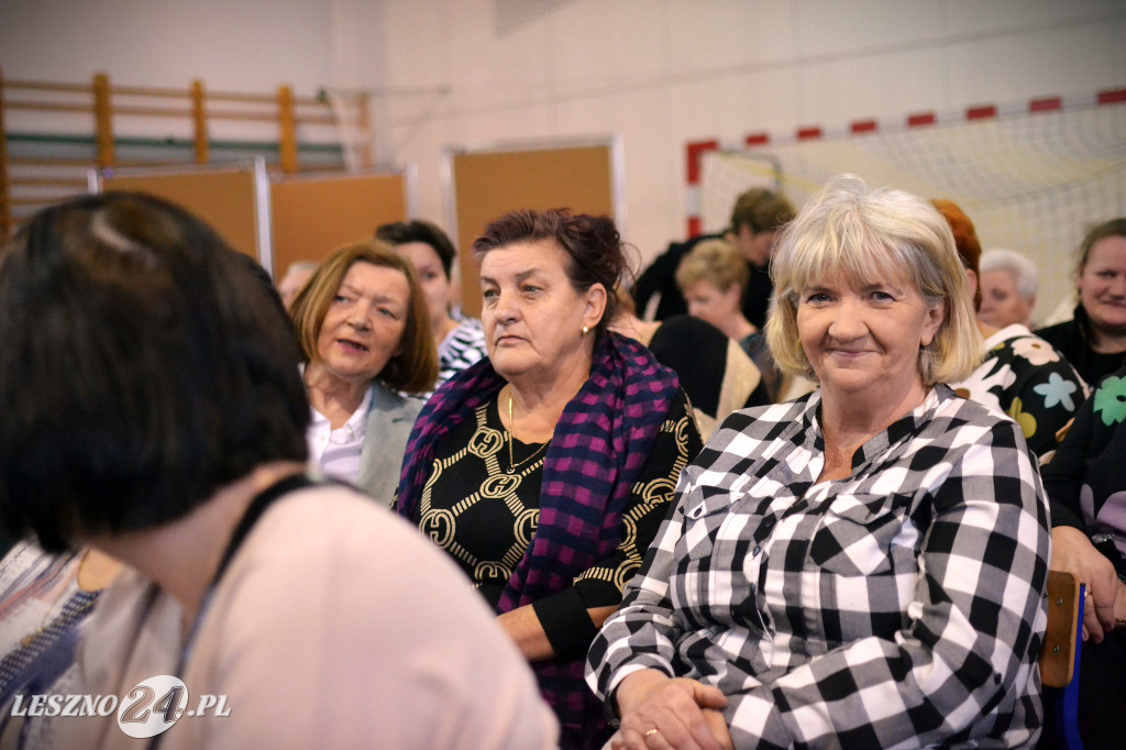 Eleni zaśpiewała dla pań z gminy Krzemieniewo