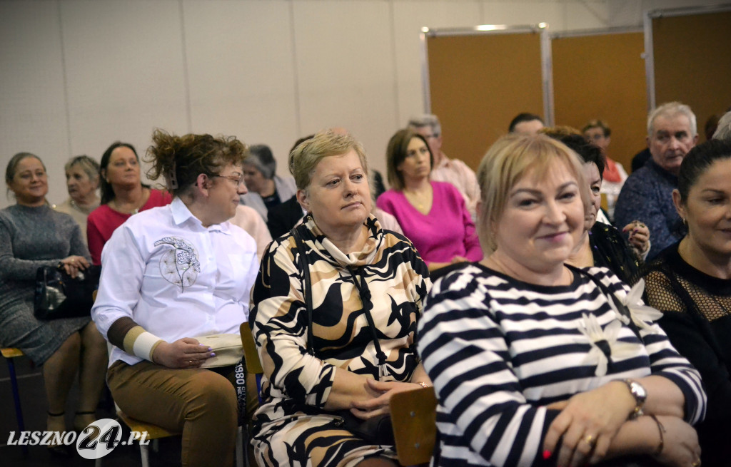 Eleni zaśpiewała dla pań z gminy Krzemieniewo