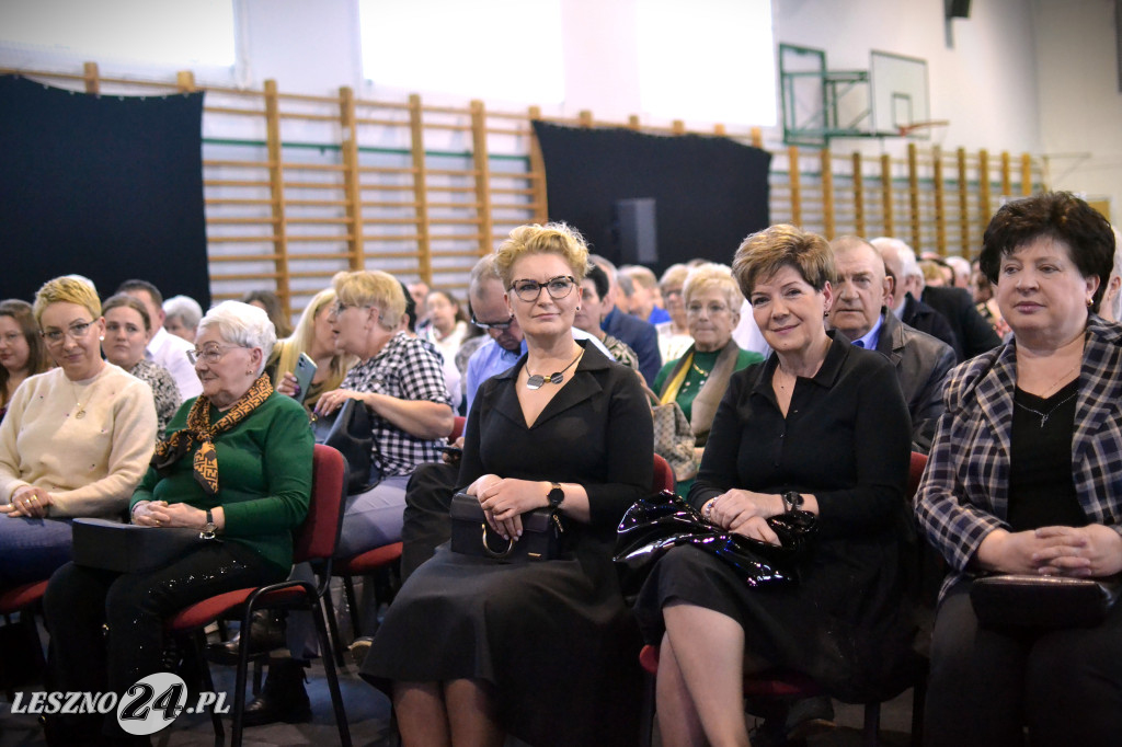 Eleni zaśpiewała dla pań z gminy Krzemieniewo