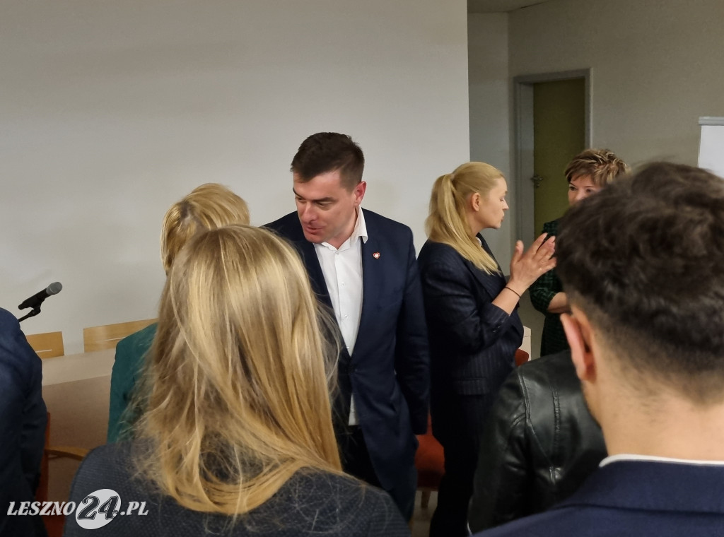 Minister edukacji w Lesznie