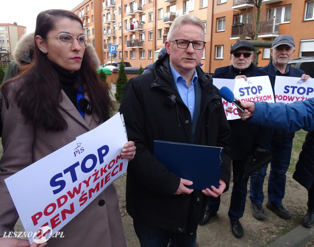PiS przeciw podwyżkom cen śmieci