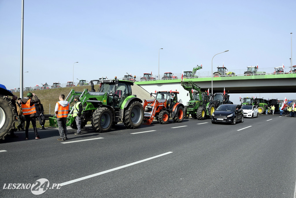 Strajk Rolników na węźle S5/DK12 Leszno-Zachód