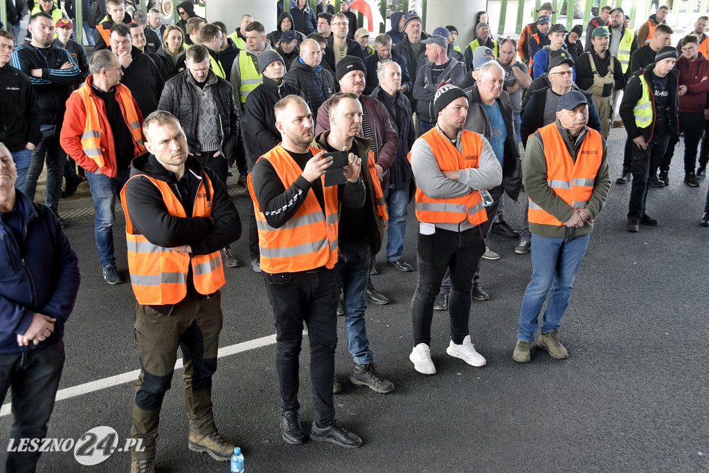 Strajk Rolników na węźle S5/DK12 Leszno-Zachód