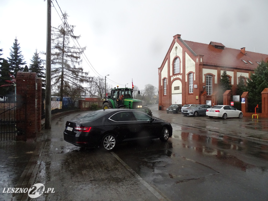 Rolnicy przyjechali na konwencję PiS w Lesznie