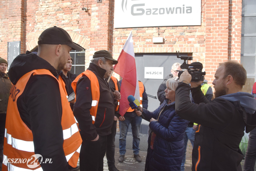 Protestujący rolnicy przepytali polityków PiS