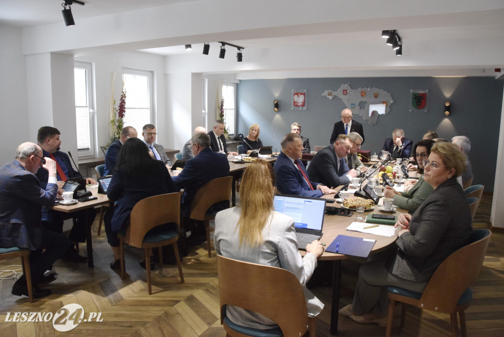 Powiatowi radni podziękowali sobie za współpracę