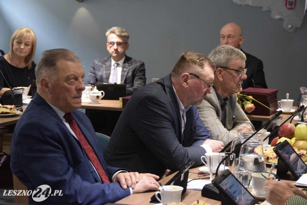Powiatowi radni podziękowali sobie za współpracę