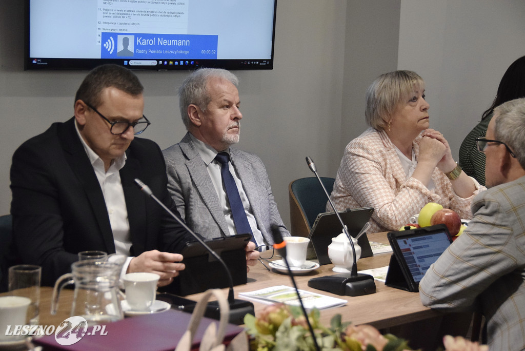 Powiatowi radni podziękowali sobie za współpracę
