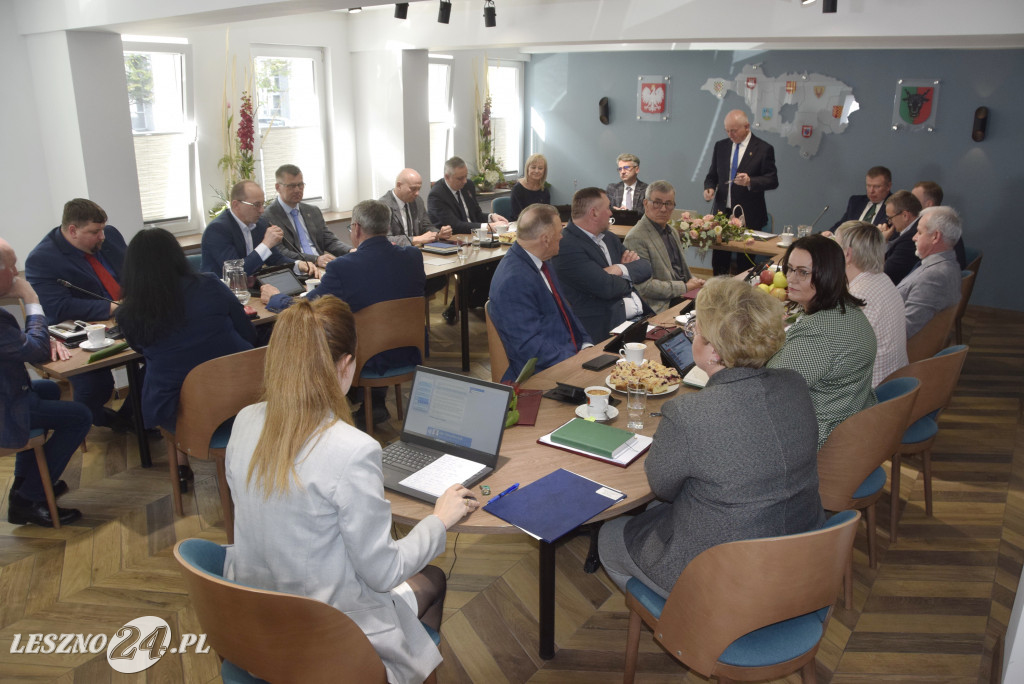 Powiatowi radni podziękowali sobie za współpracę