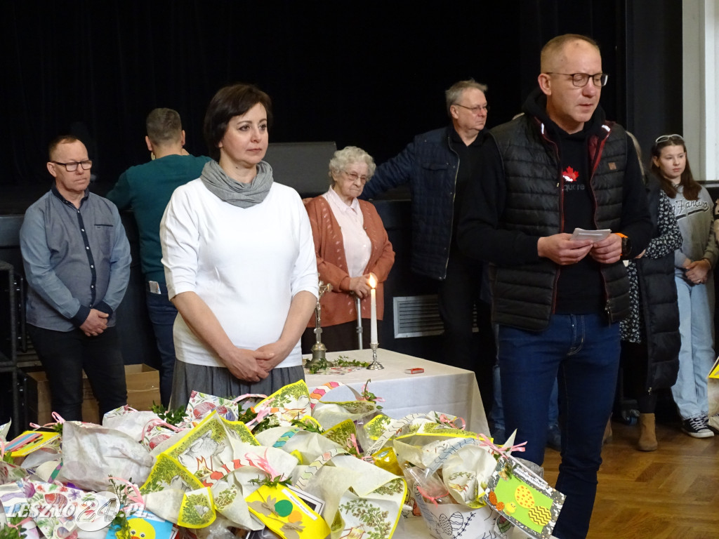 Koszyczki pojechały do seniorów