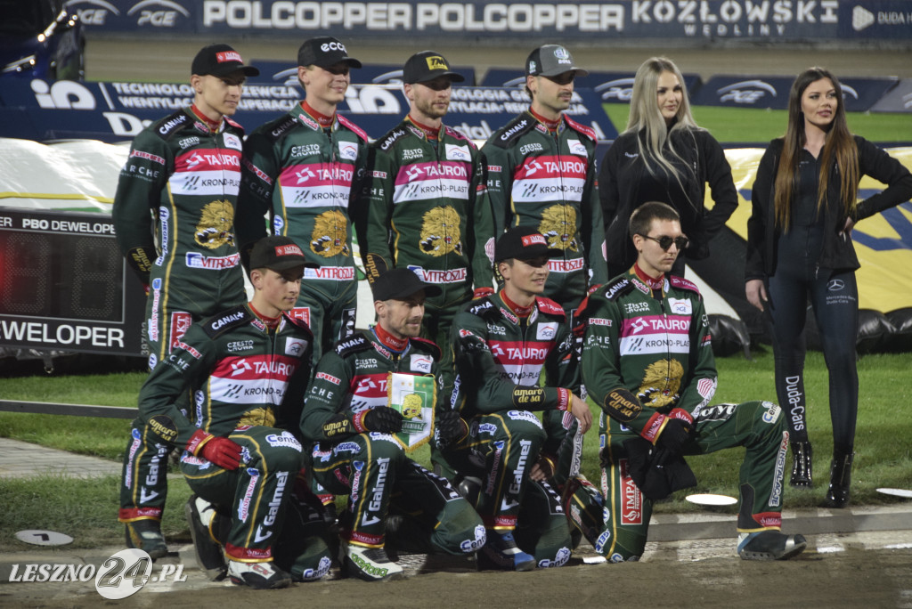 Unia- Włókniarz 47:43