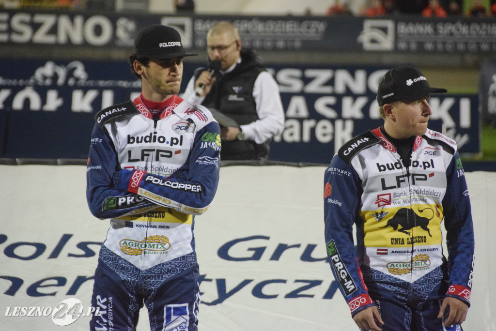 Unia- Włókniarz 47:43