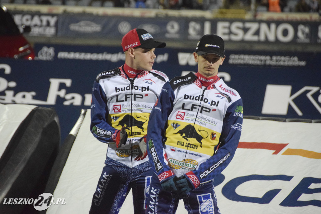 Unia- Włókniarz 47:43