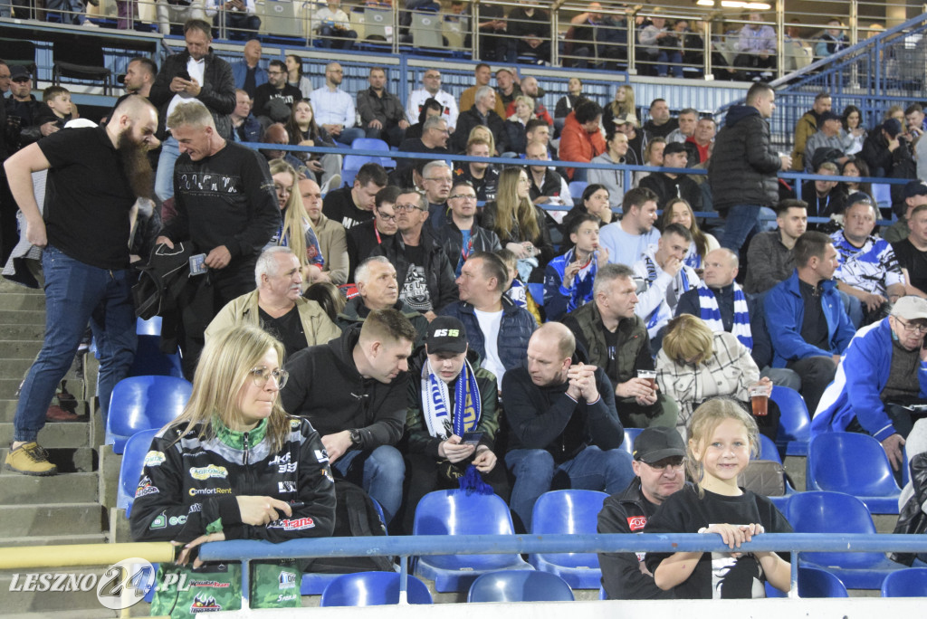 Unia- Włókniarz 47:43