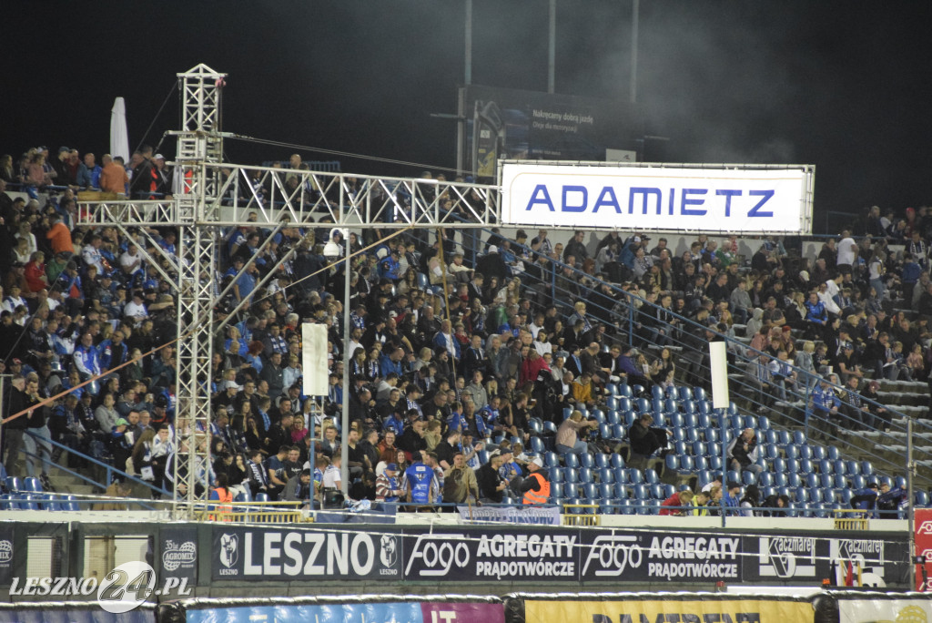Unia- Włókniarz 47:43