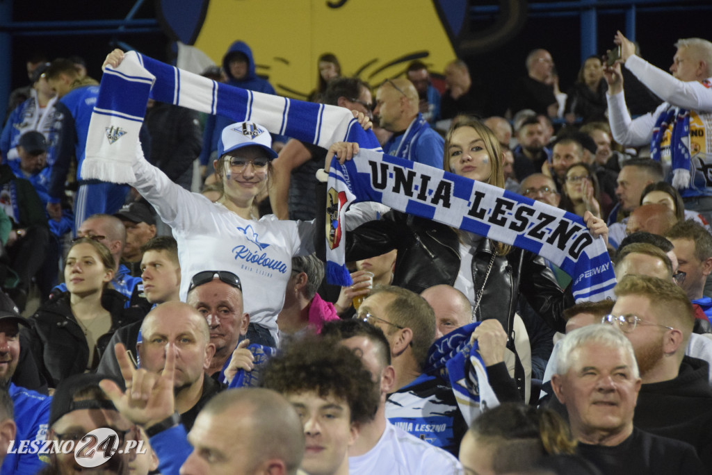 Unia- Włókniarz 47:43