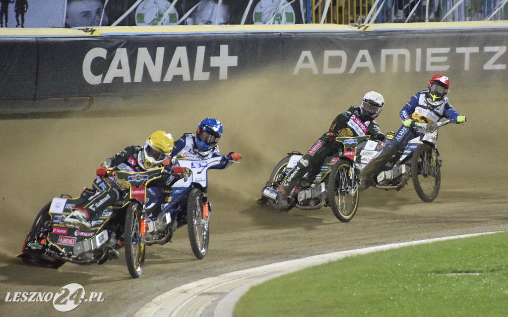 Unia- Włókniarz 47:43