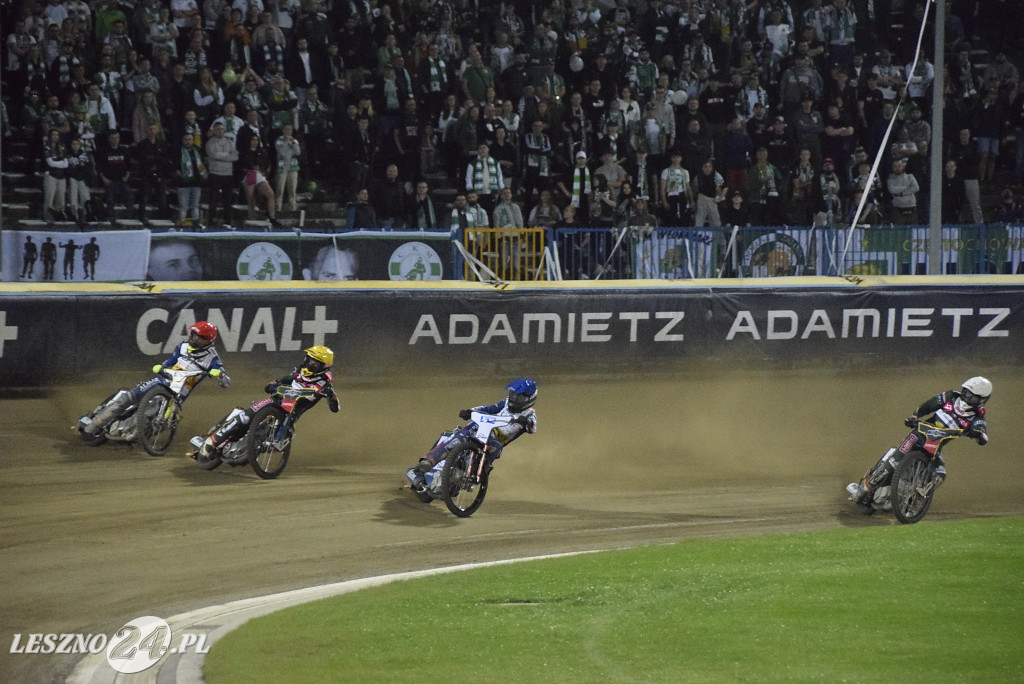 Unia- Włókniarz 47:43