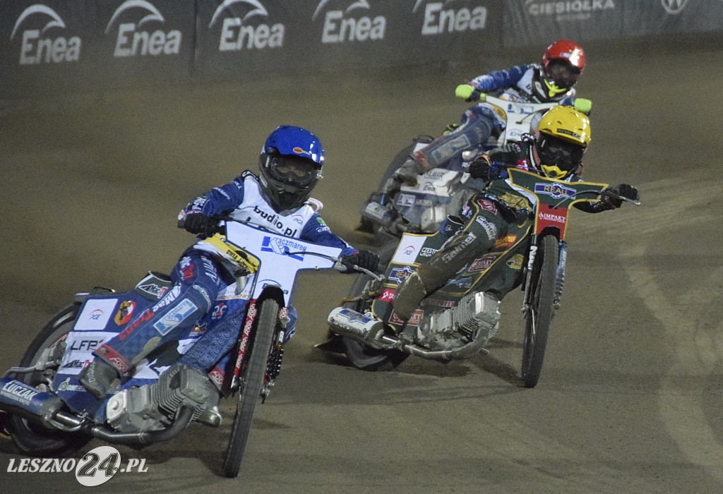 Unia- Włókniarz 47:43