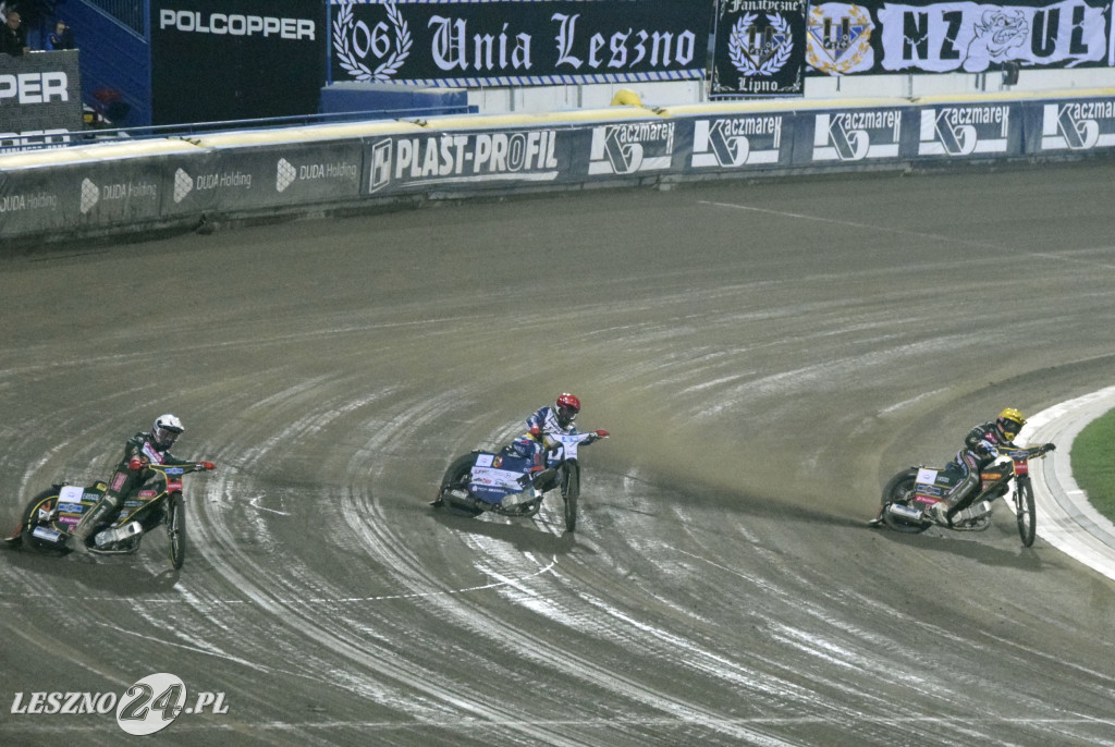 Unia- Włókniarz 47:43