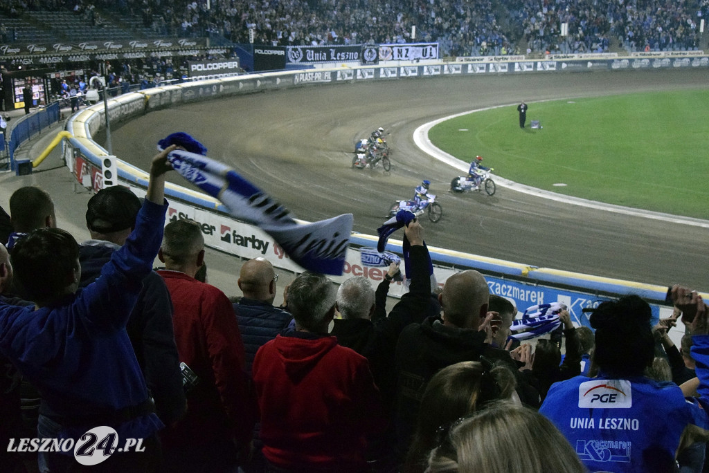 Unia- Włókniarz 47:43
