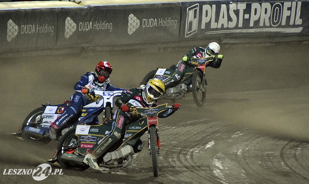 Unia- Włókniarz 47:43