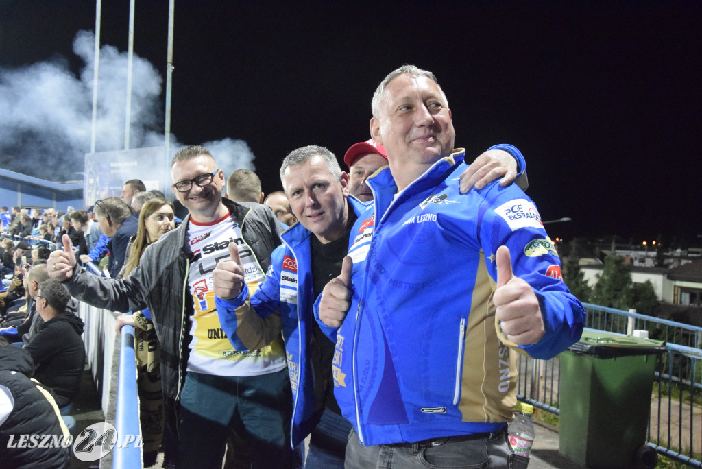 Unia- Włókniarz 47:43