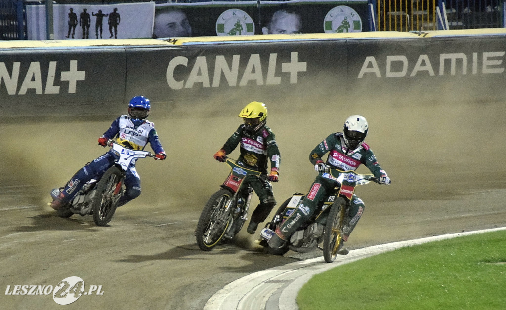 Unia- Włókniarz 47:43