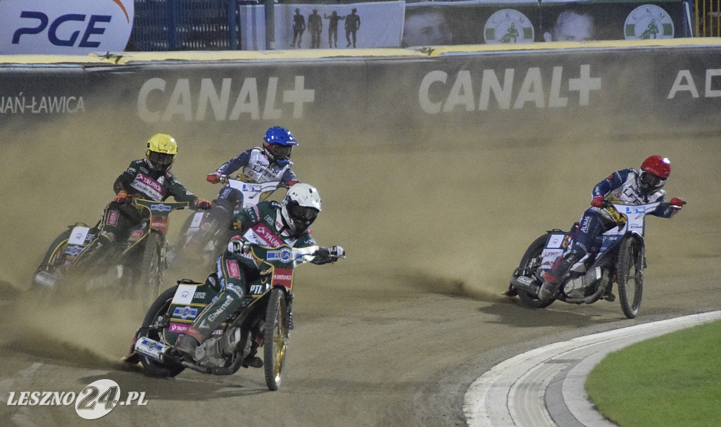 Unia- Włókniarz 47:43
