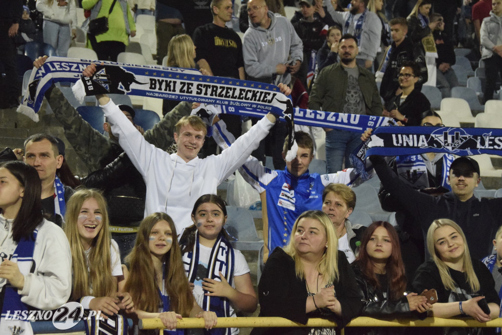 Unia- Włókniarz 47:43