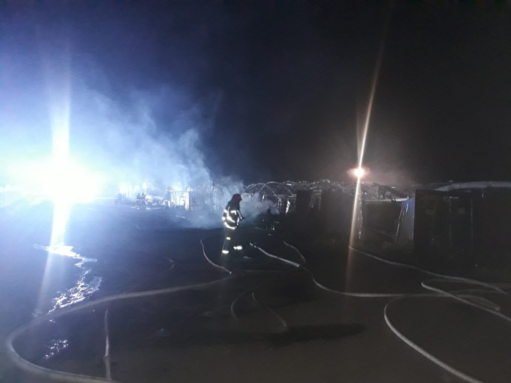 Pożar hal sprzedażowych w Czaczu