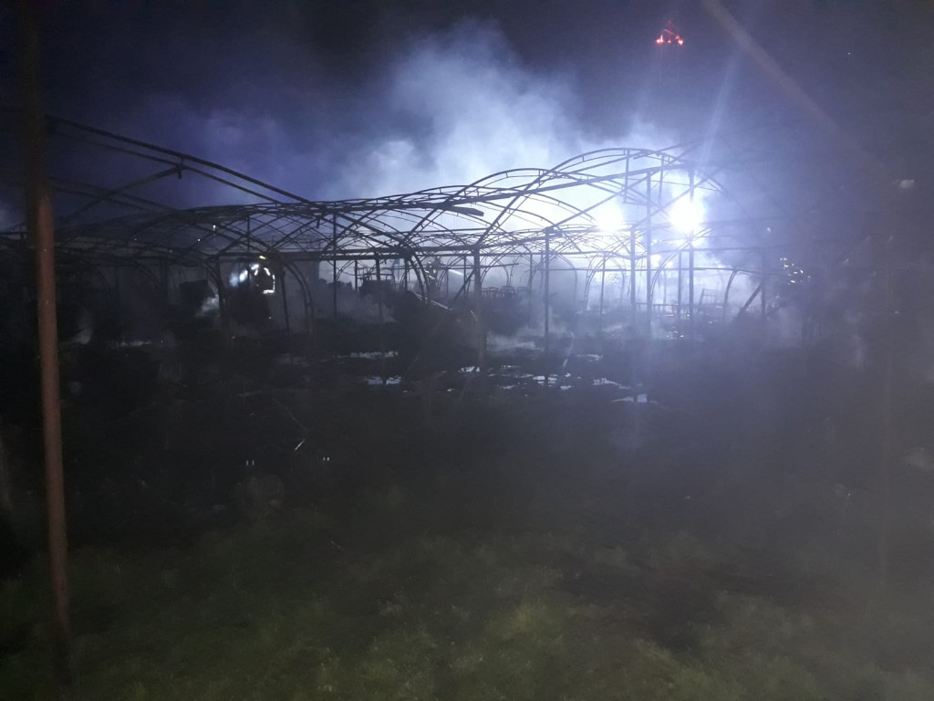 Pożar hal sprzedażowych w Czaczu
