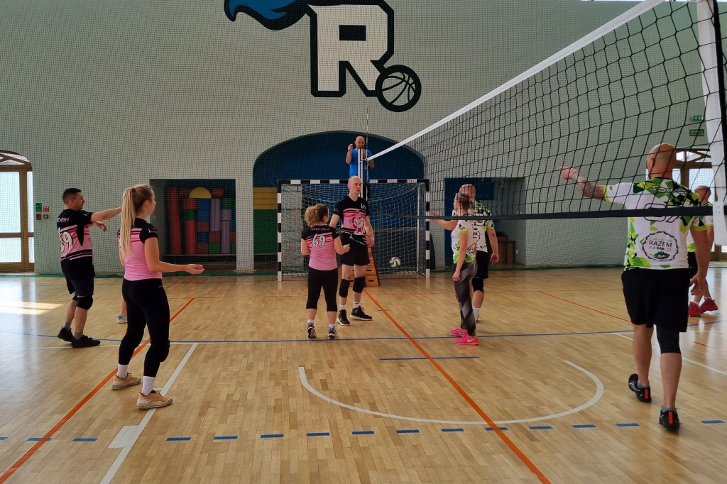 Turniej siatkarski dla Oli z Rydzyny