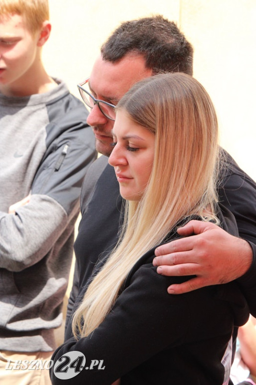 Mnóstwo zabytkowych pojazdów na rajdzie