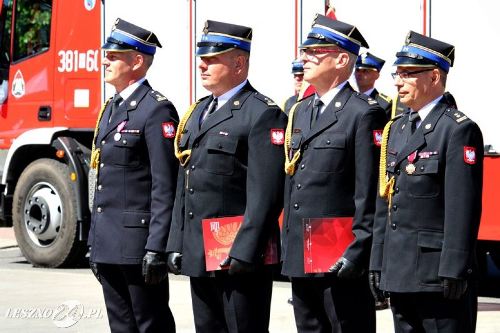 Dzień Strażaka z odznaczeniami i awansami